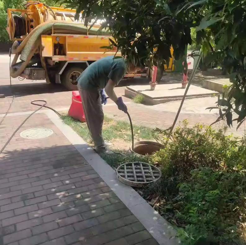 建德市政排污管道清淤疏通——专业团队，让您全程省心！