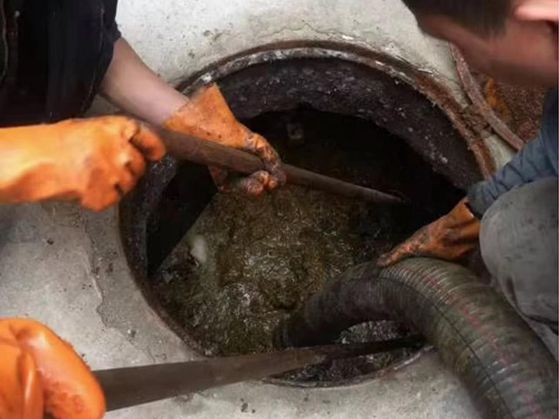 建德清理化粪池时如何避免沼气的危害?